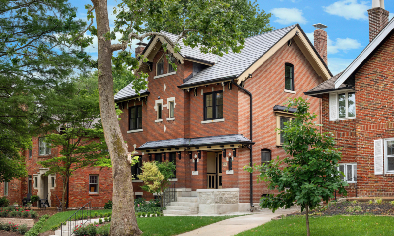 Lindell Exterior